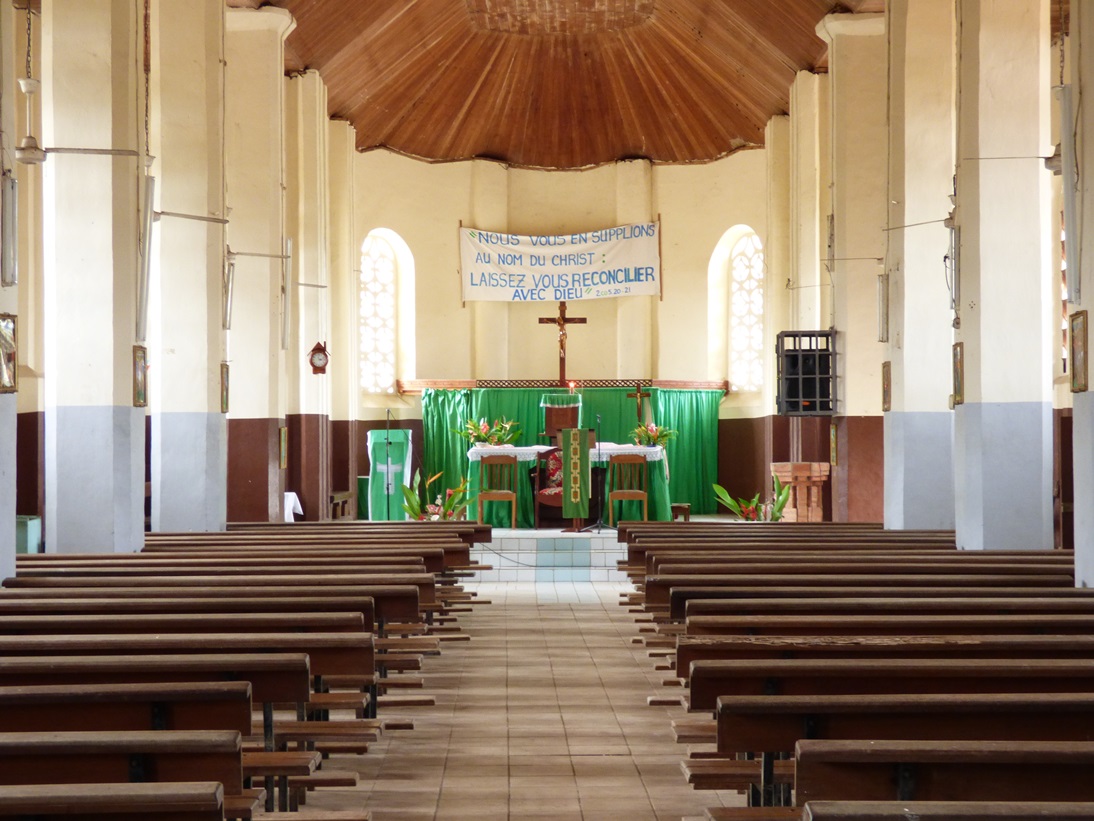 Intérieur de St François-Xavier